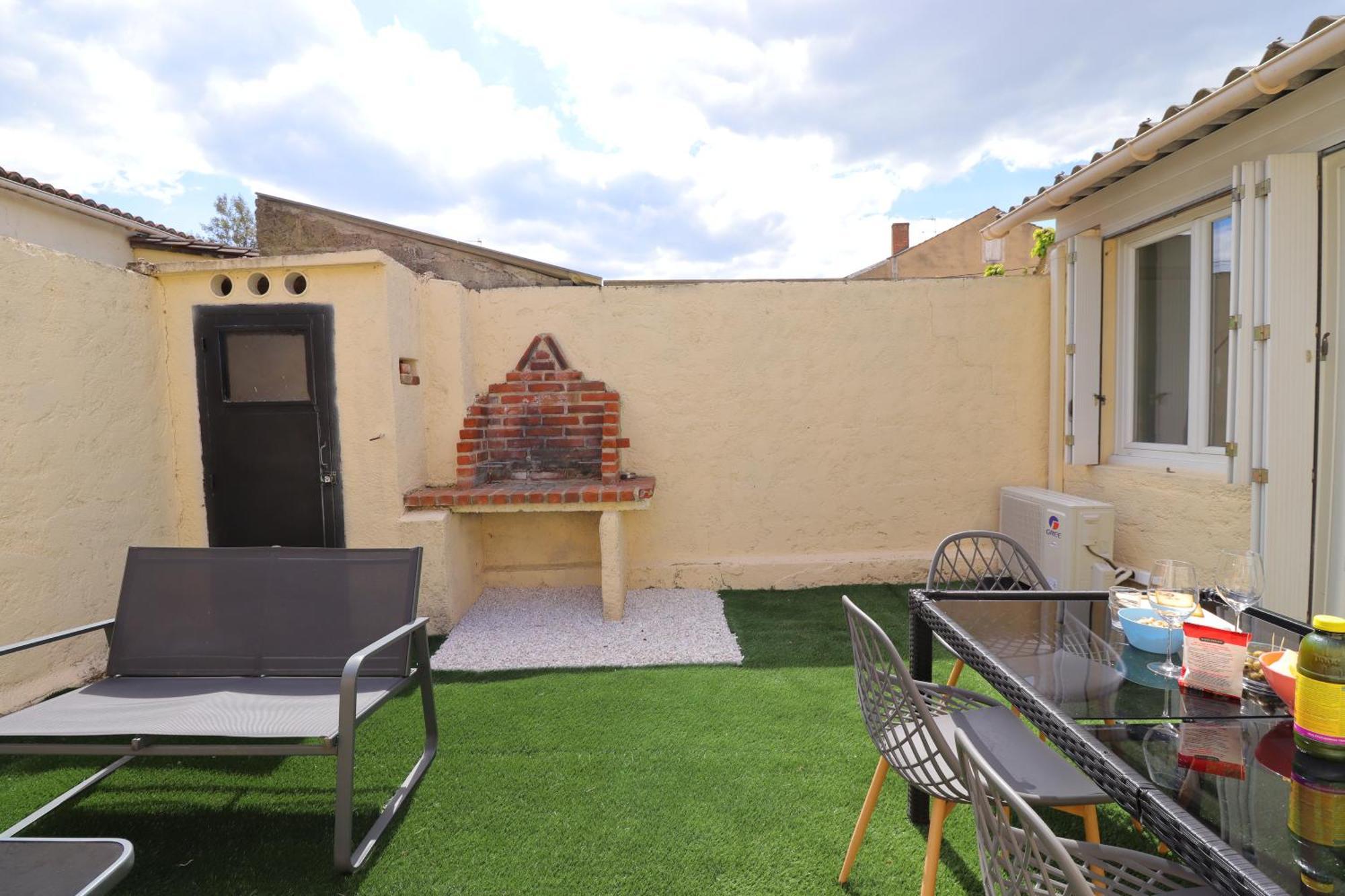Le Patio - Spacieux T3 Avec Climatisation Et Jardin Privatif Bergerac Luaran gambar