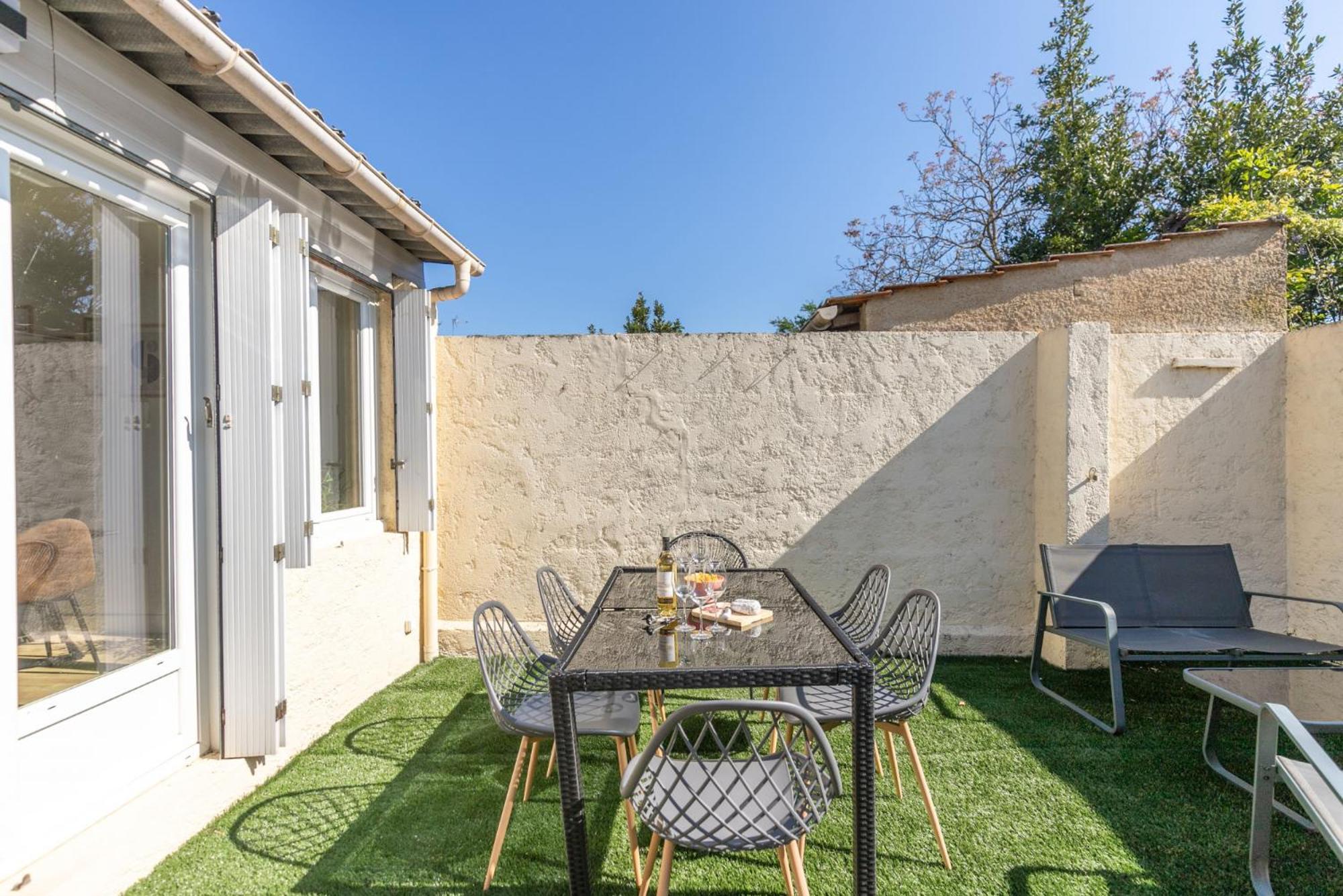 Le Patio - Spacieux T3 Avec Climatisation Et Jardin Privatif Bergerac Luaran gambar