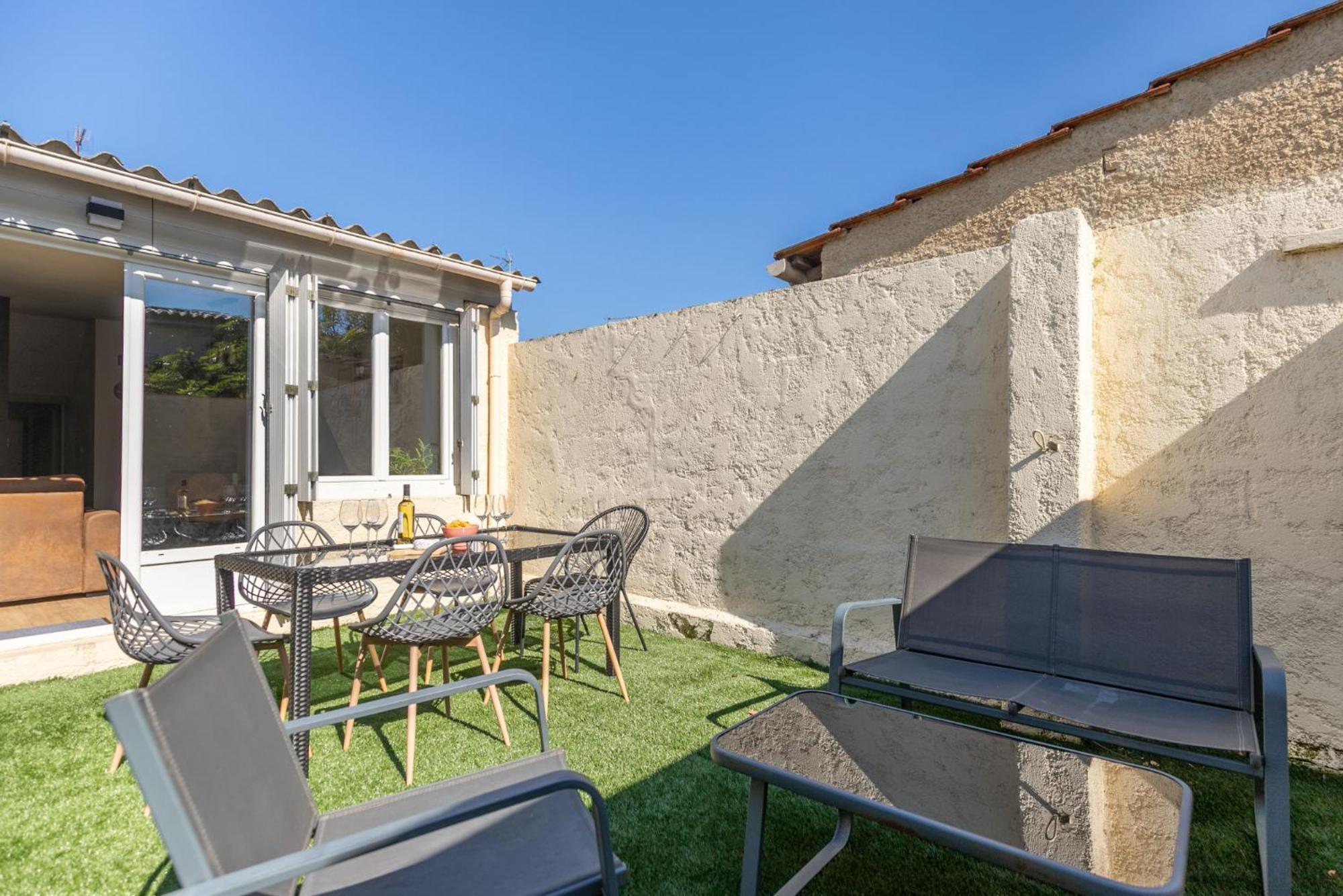 Le Patio - Spacieux T3 Avec Climatisation Et Jardin Privatif Bergerac Luaran gambar